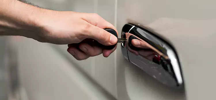Why Choose Our Auto Locksmith Team in Nogales, AZ?
