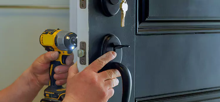 Commercial Door Lock Installation Nogales
